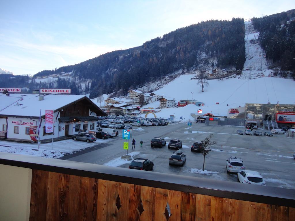 Hotel Garni Klocker Kaltenbach Exterior photo